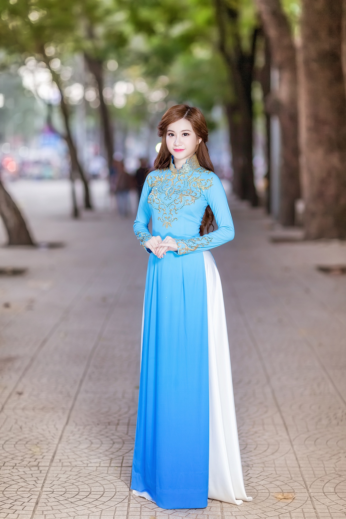 A hau Huyen Co anh 6