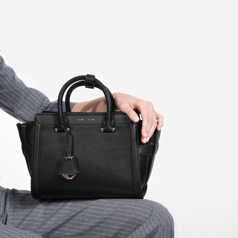 10 phu kien streetstyle cuoi nam anh 8