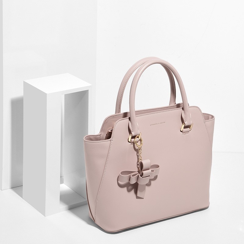 10 phu kien streetstyle cuoi nam anh 9