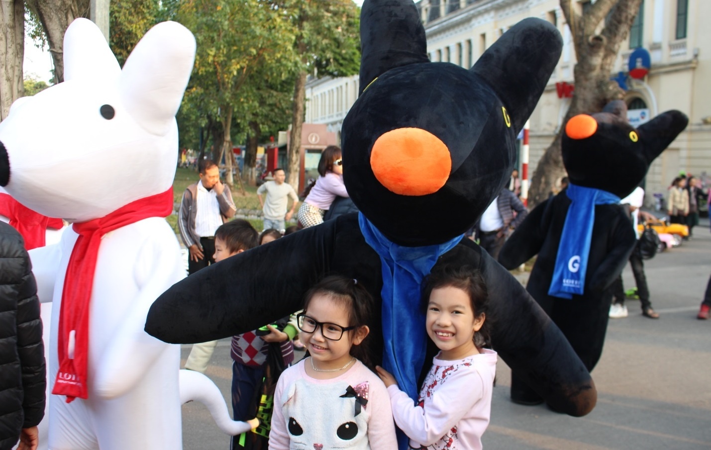 Giang sinh ky dieu voi nhung chu cho de thuong tu nuoc Phap hinh anh