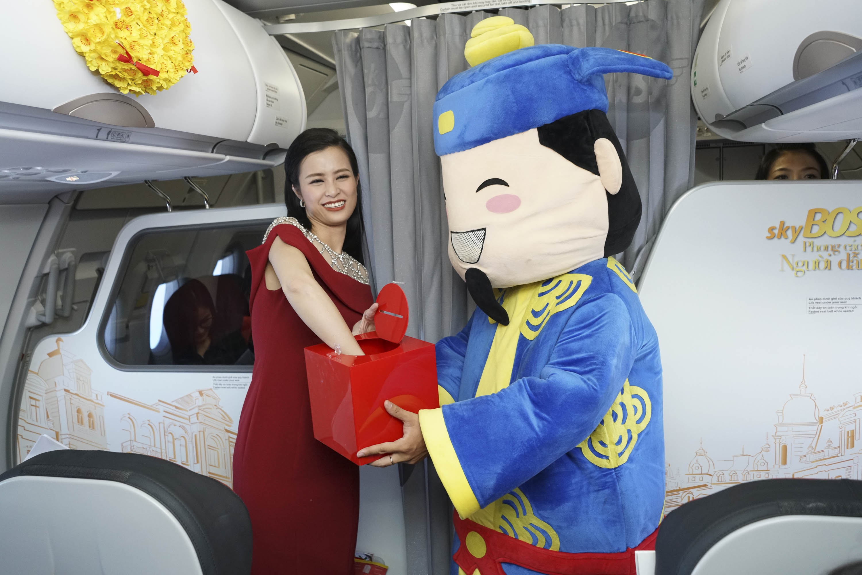 Nescafe,  Dong Nhi,  Ong Cao Thang anh 3