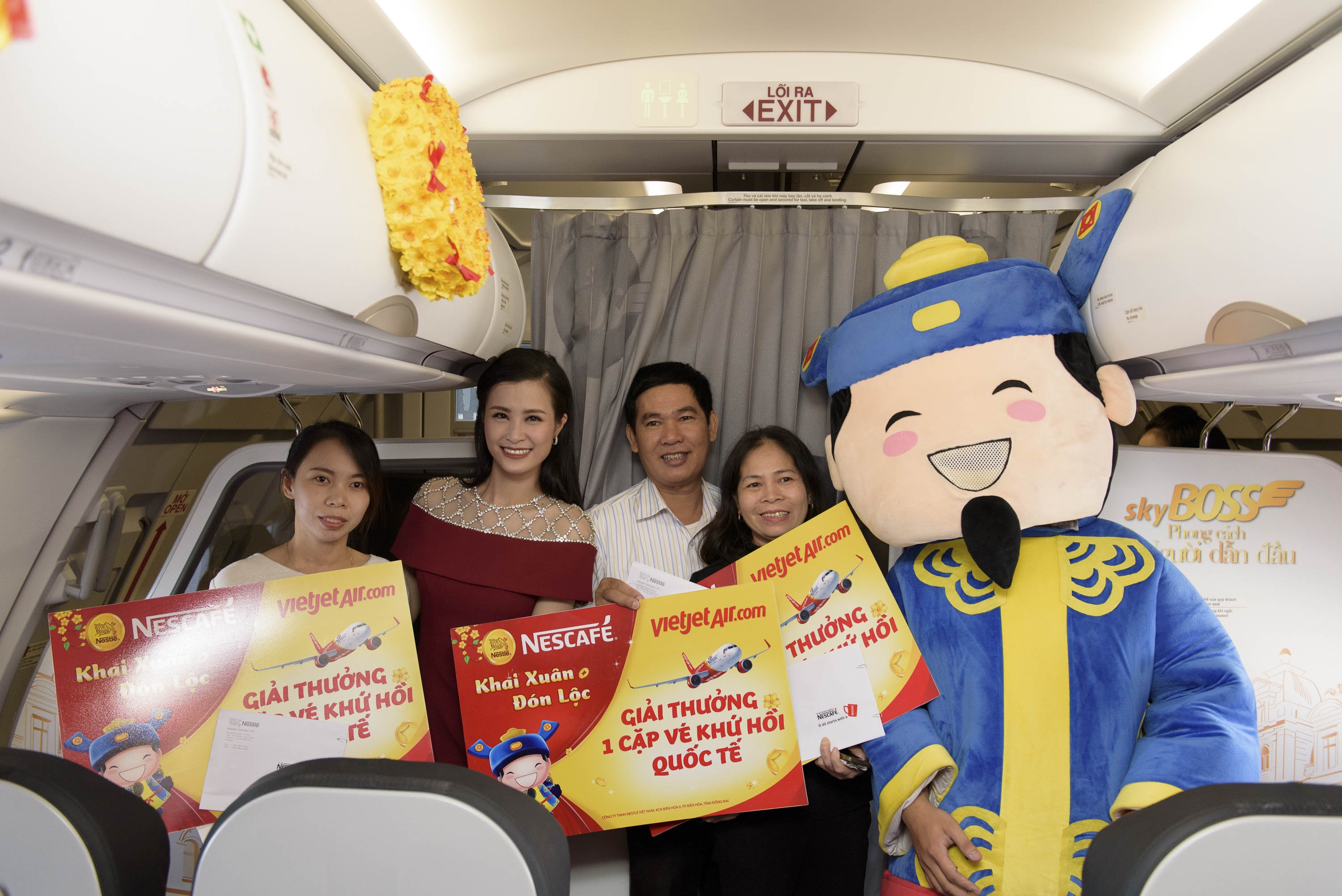 Nescafe,  Dong Nhi,  Ong Cao Thang anh 6