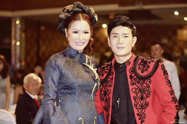 Sao Viet hoi ngo trong tiec tat nien cua Tap doan Long Hoang hinh anh