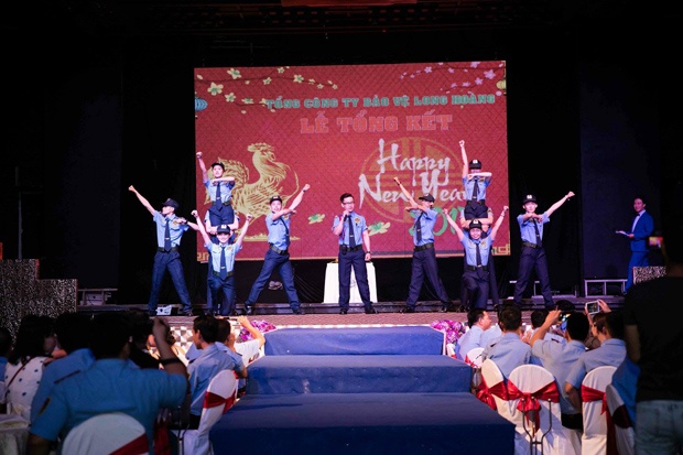 Tap doan Bao ve Long Hoang,  Hoa hau Quy ba Bui Thi anh 7