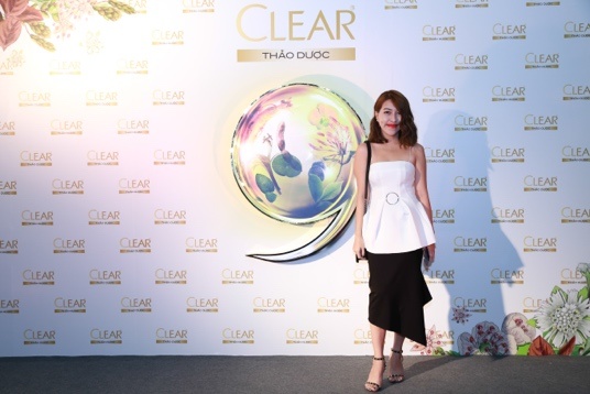 lưu ý khi chăm sóc tóc gàu bằng thảo dược ảnh 3 luu y khi cham soc toc gau bang thao duoc anh 3