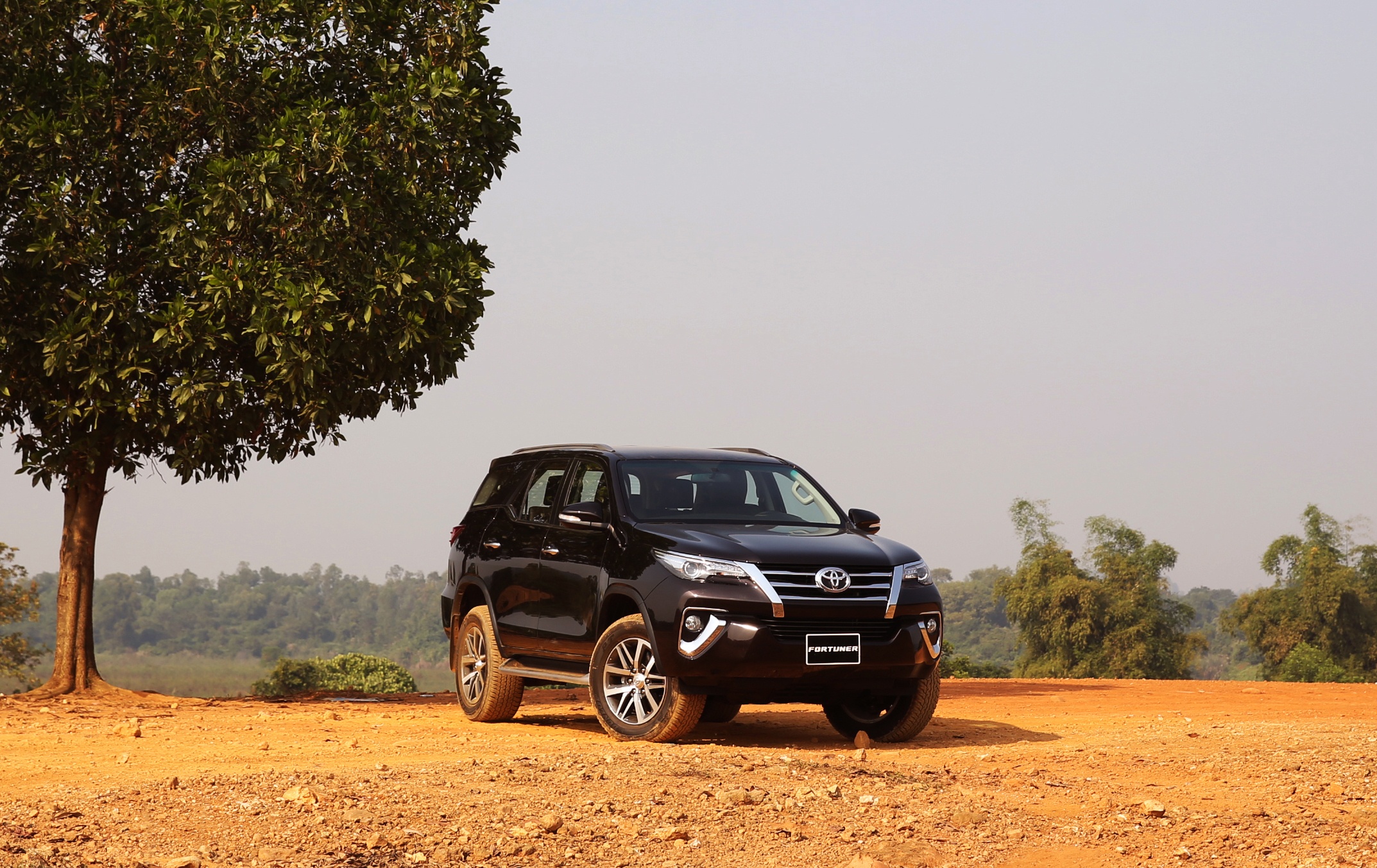 10 diem dang chu y cua Fortuner 2017 hinh anh