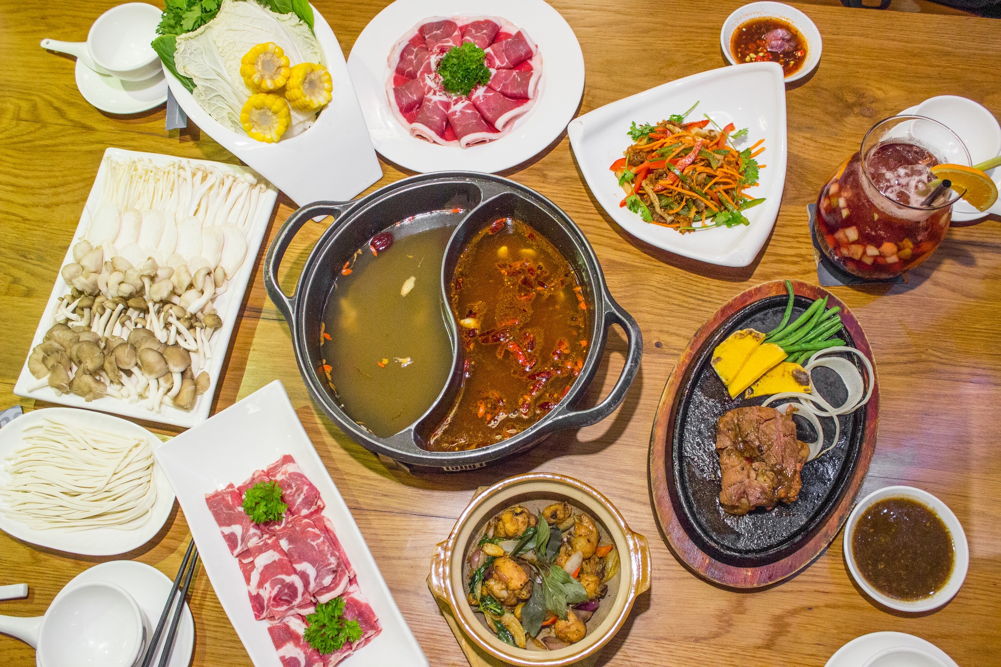 Ba Con Cừu,  lẩu đùi cừu  ảnh 1 Ba Con Cuu,  lau dui cuu anh 1