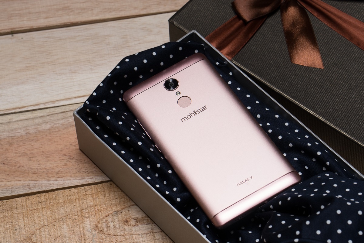 Prime X1,  Zumbo J 2017,  Mobiistar anh 2