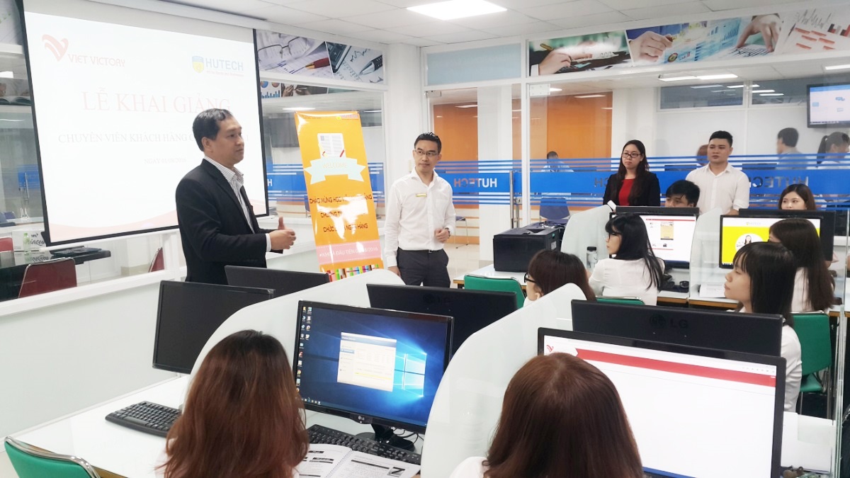 HUTECH, tài chính ngân hàng ảnh 2 HUTECH, tai chinh ngan hang anh 2