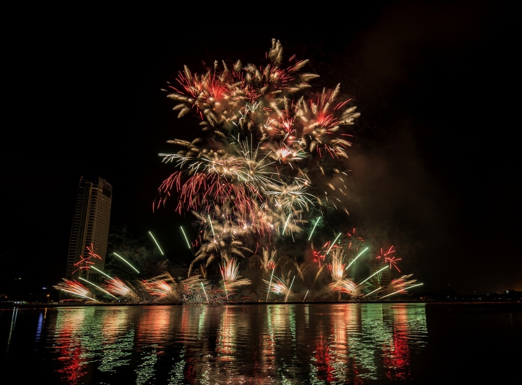Tập đoàn Sun Group, Lễ hội pháo hoa quốc tế Đà Nẵn ảnh 3 Tap doan Sun Group, Le hoi phao hoa quoc te Da Nan anh 3