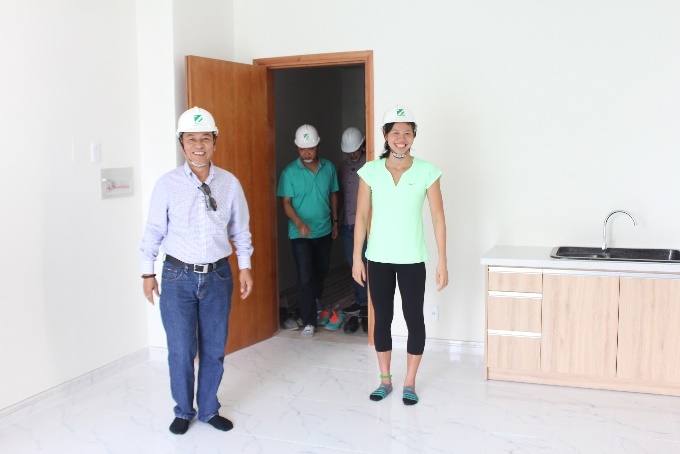 Anh Vien tham nha moi truoc khi sang My tap huan anh 1