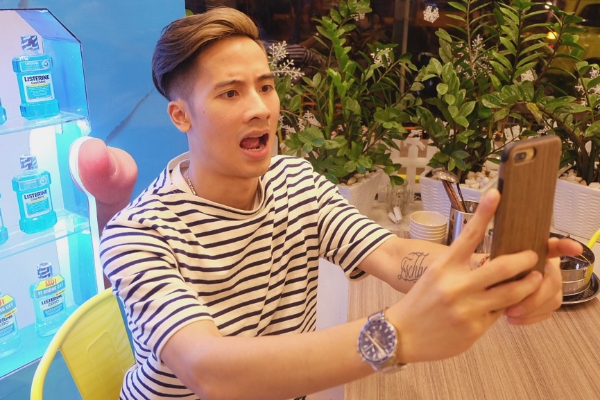 JVevermind, Ngoc Trai khien fan thich thu voi guong mat la hinh anh