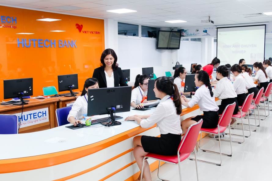 HUTECH, tài chính ngân hàng ảnh 3 HUTECH, tai chinh ngan hang anh 3