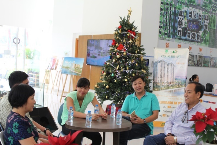 Anh Vien tham nha moi truoc khi sang My tap huan anh 4