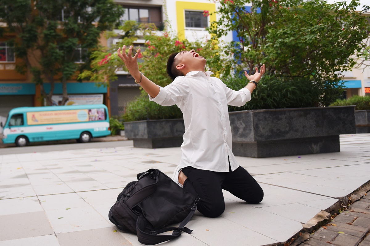 Ho Ngoc Ha hanh ha Pho Dac Biet anh 2