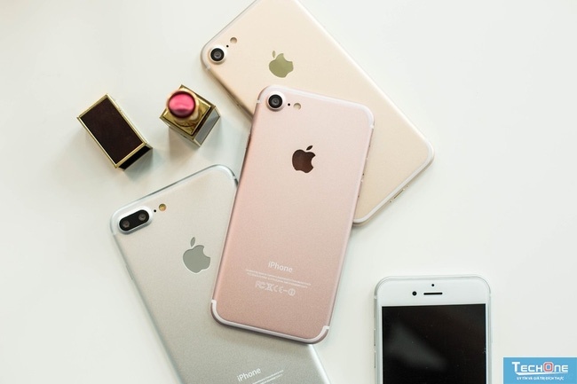 Do kha nang chup anh cua 5 smartphone phu hop cho dip Tet hinh anh