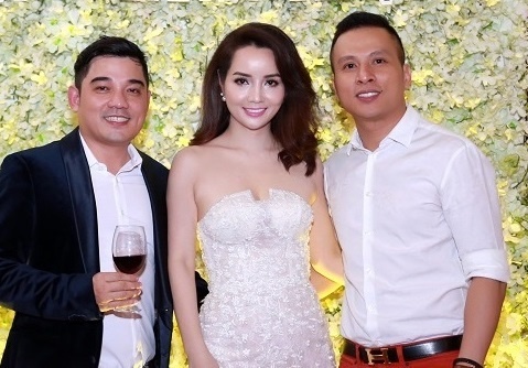 Mai Thu Huyen quyen ru du khai truong Swiss Medical Center hinh anh