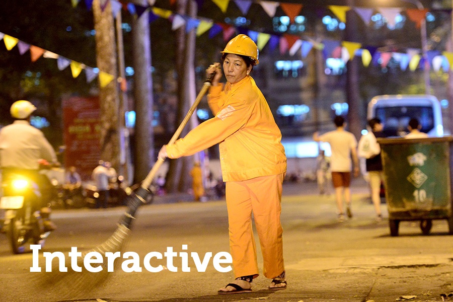 Nguoi tham lang giu sach duong pho xuyen Tet hinh anh