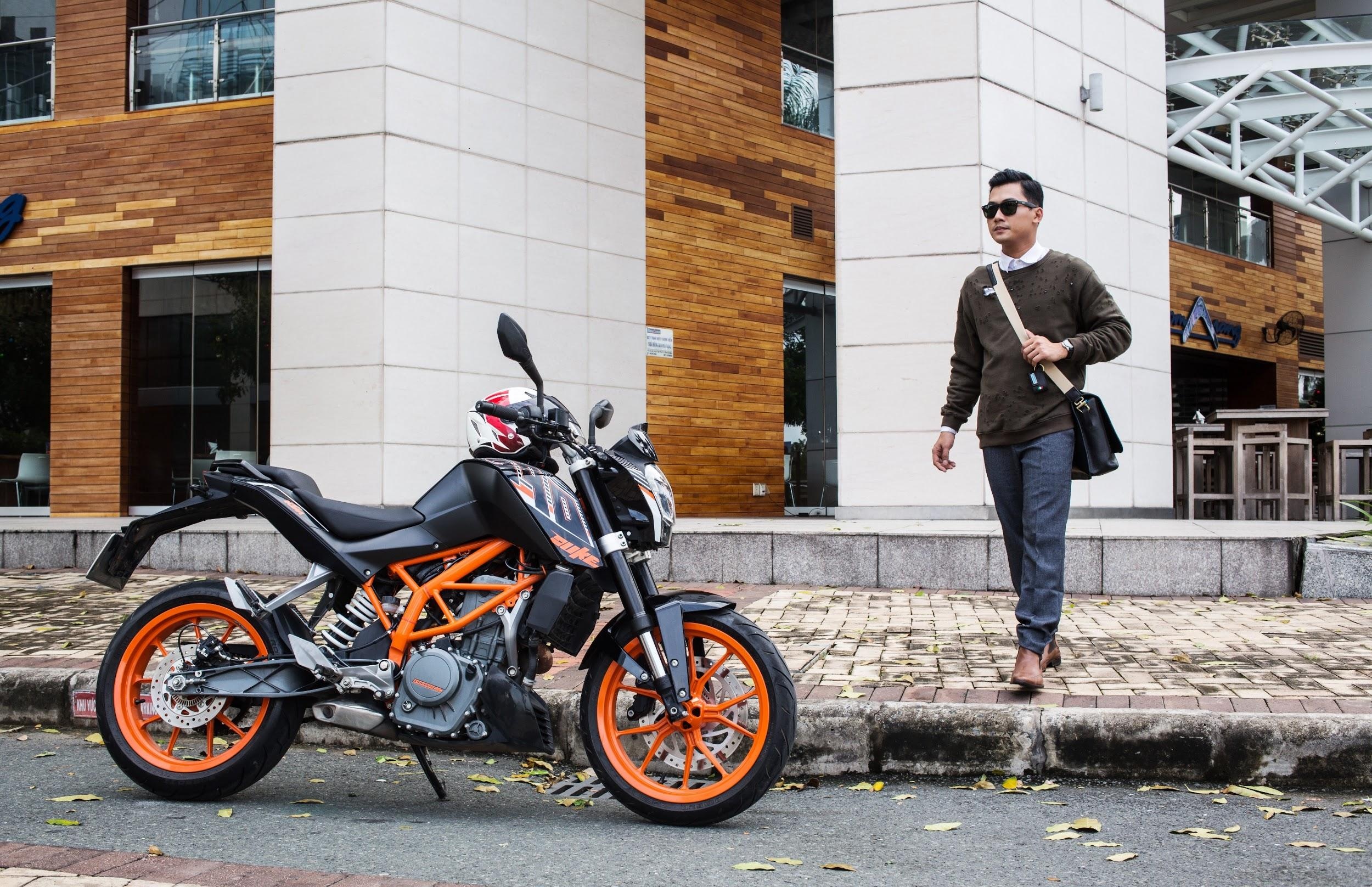 KTM 390 Duke va 1290 Super Adventure anh 4