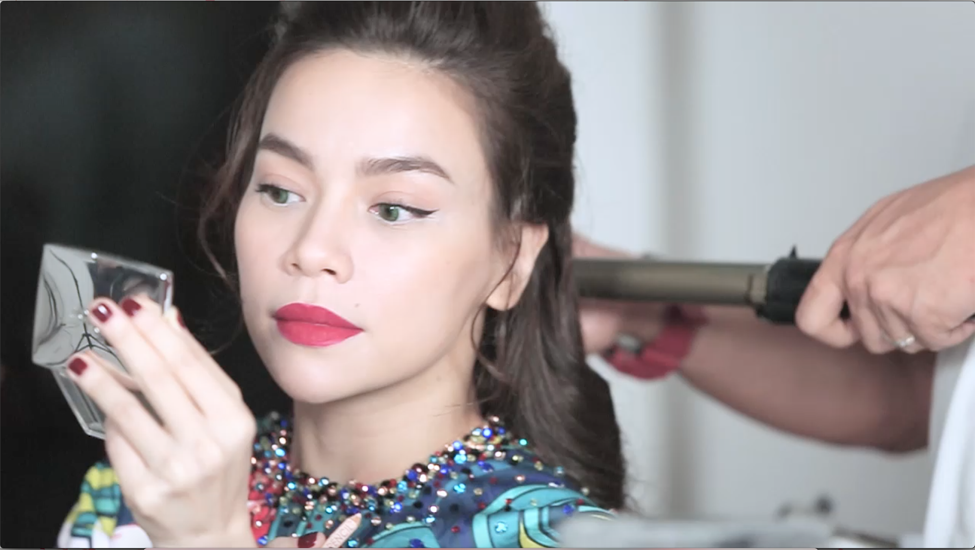 Ha Ho: 'Tet den la toi o an, khong chay show' hinh anh