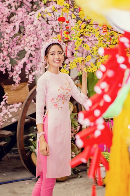 ao dai Chuon Chuon Ot anh 1