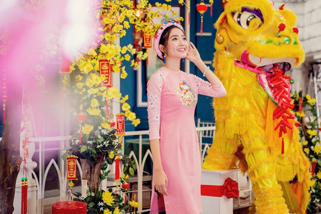 ao dai Chuon Chuon Ot anh 2