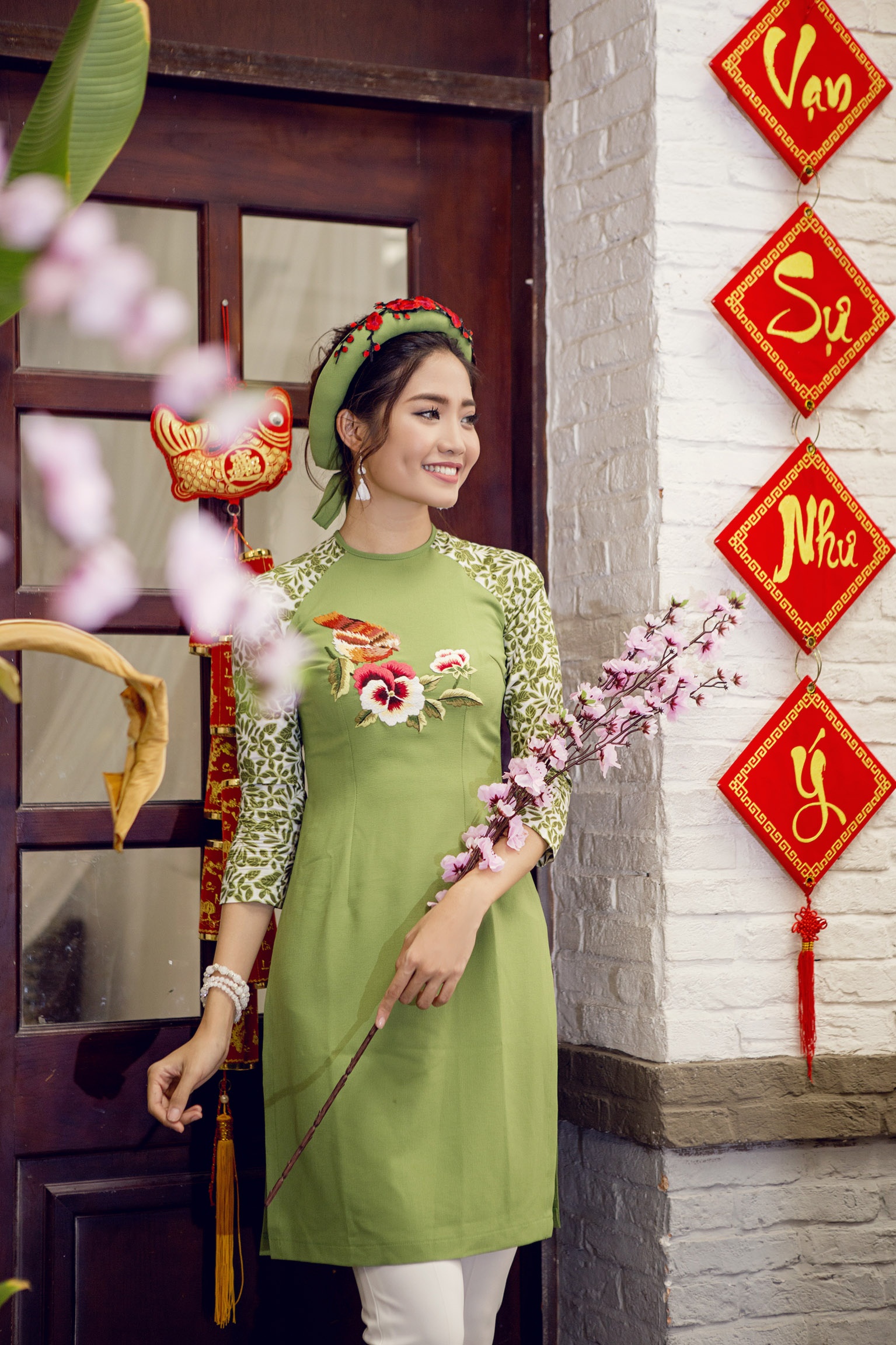 ao dai Chuon Chuon Ot anh 9
