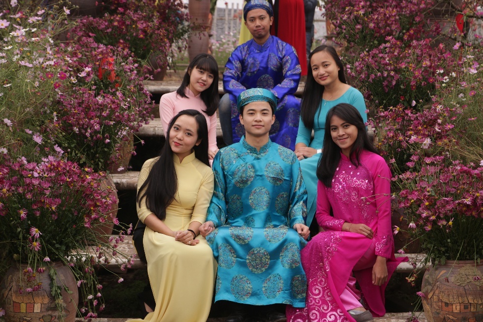 3 cach don Tet cua gioi tre Ha thanh hinh anh