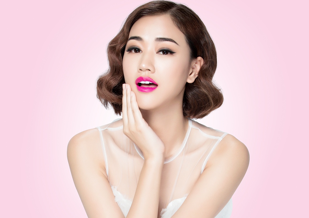 Maya tu van trang diem cho ve ngoai noi bat dip Tet hinh anh