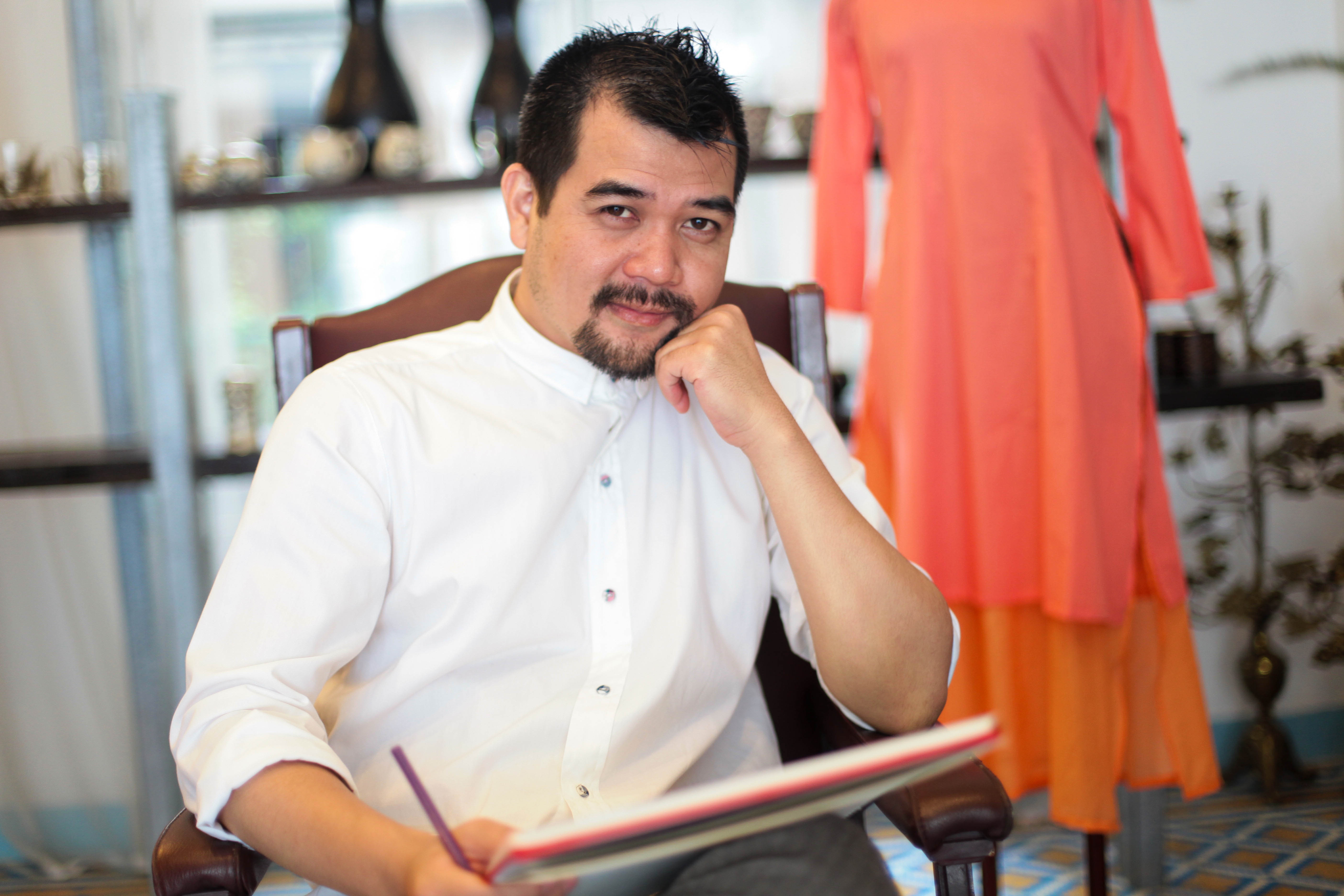 NTK Chuong Dang: ‘Mui huong la cam hung de sang tao ao dai' hinh anh