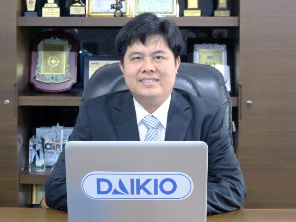 CEO may lam mat cao cap Daikio cam ket trich lai de tu thien hinh anh