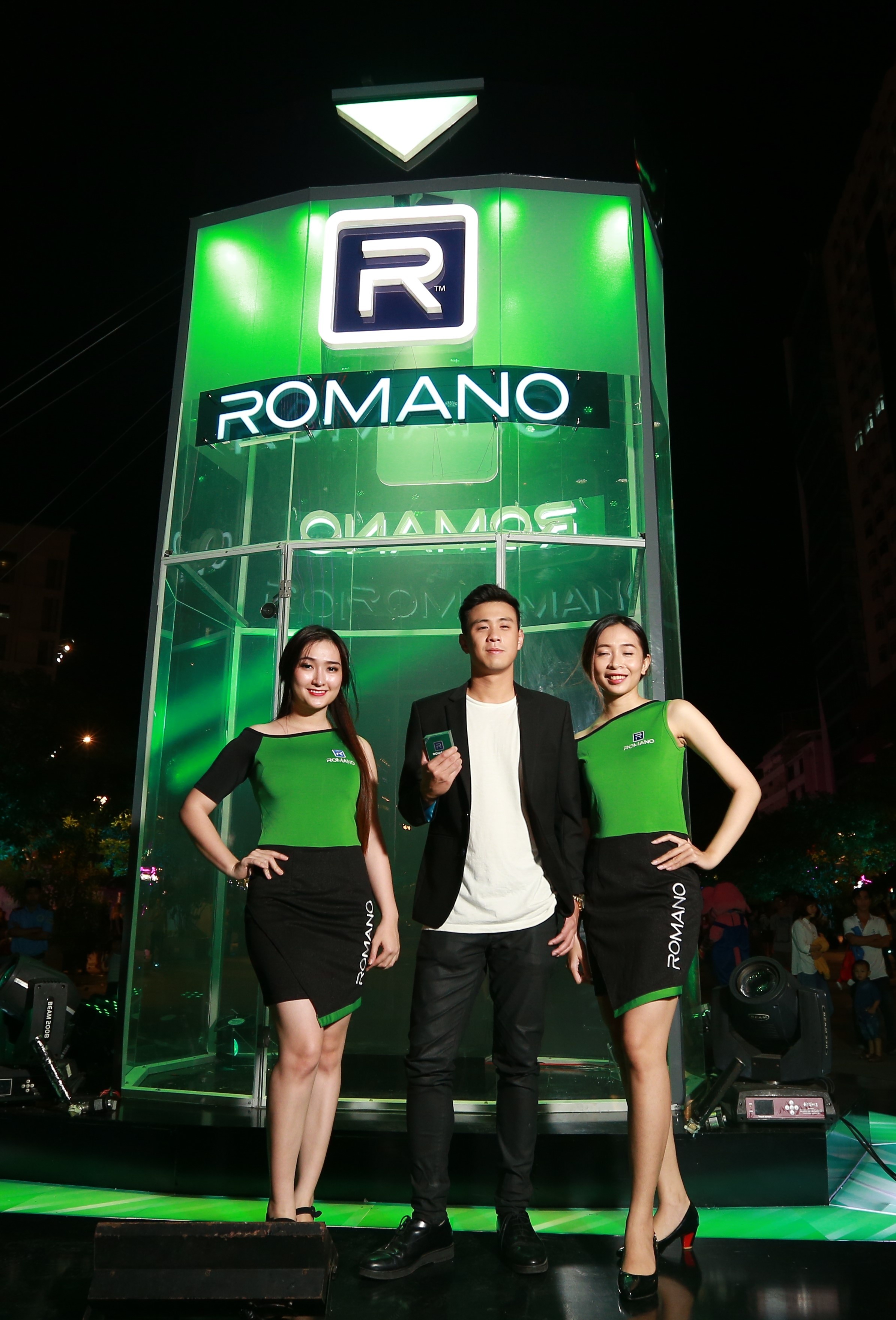 Romano success case,  Romano anh 8