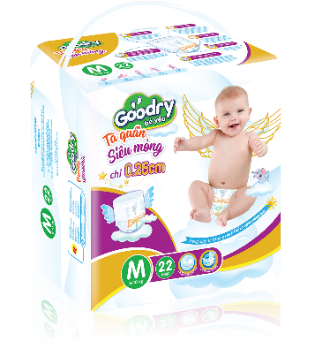 Ái Châu sợ tuột tay khi bế con ảnh 3 Ai Chau so tuot tay khi be con anh 3