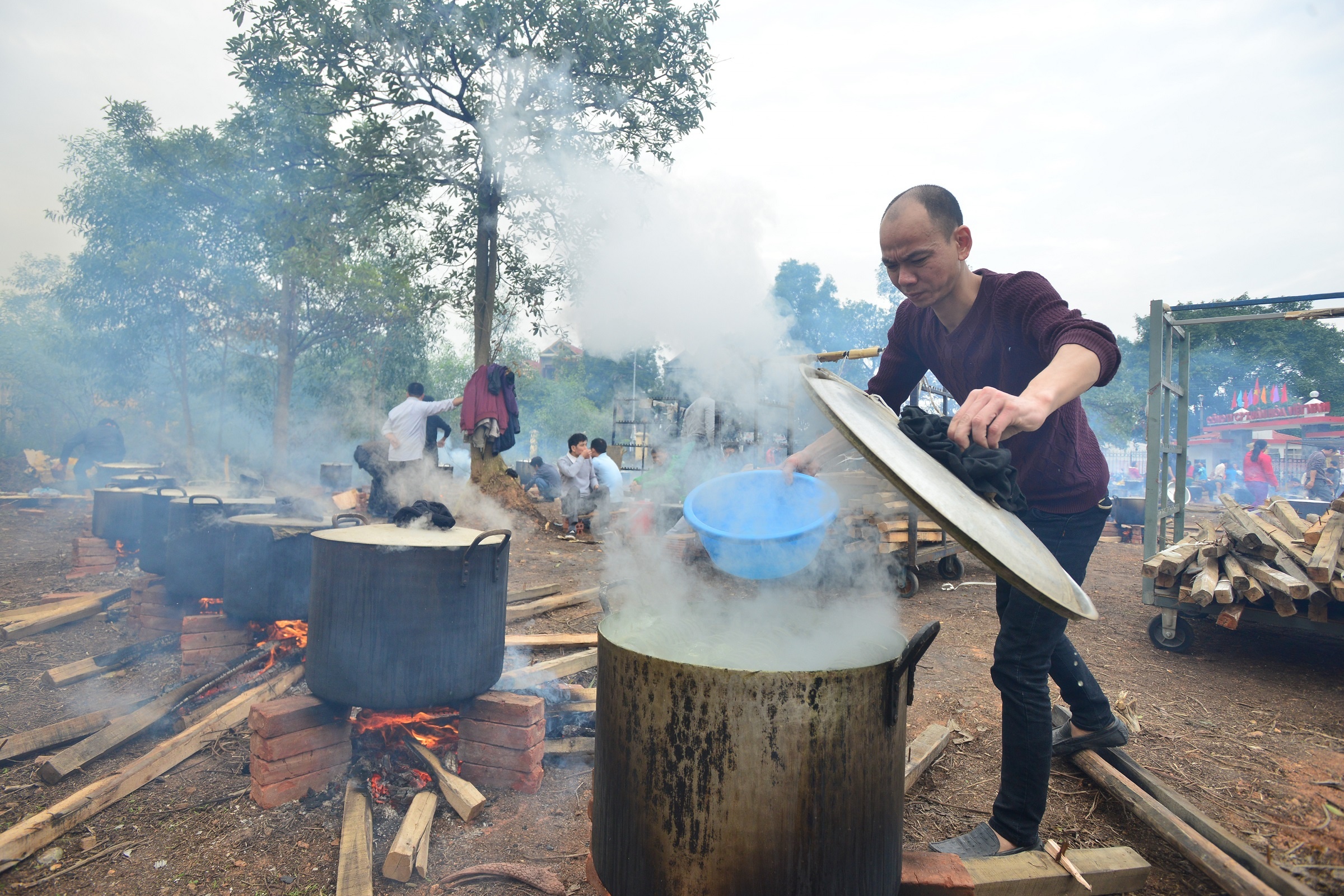 Xuan Hoa,  banh chung Tet anh 8