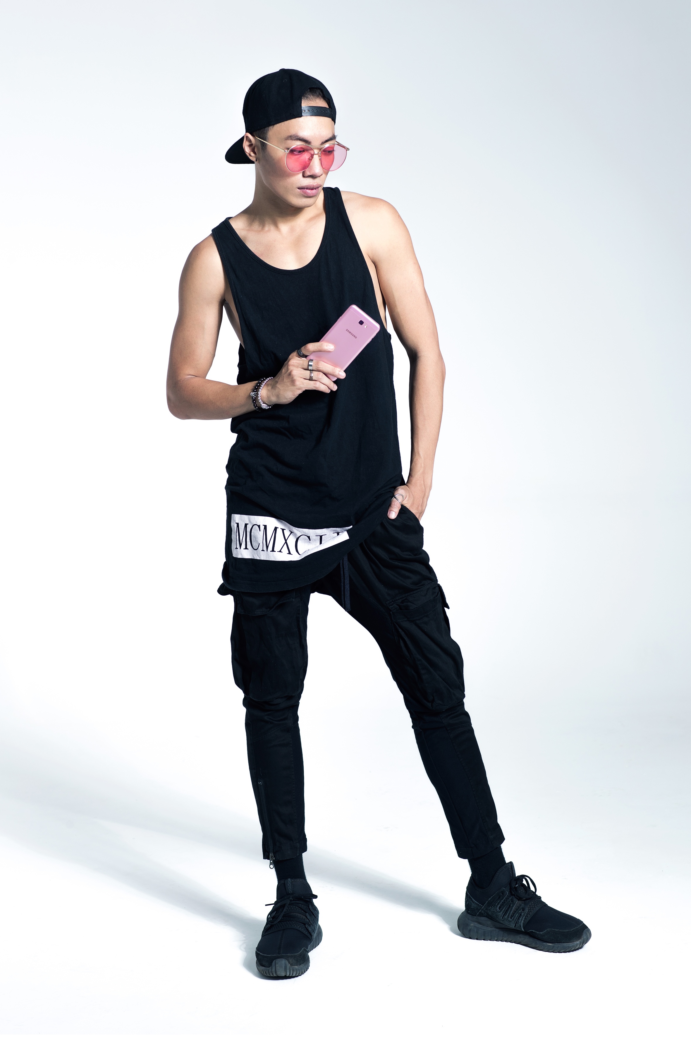 bien hoa voi sac hong theo chuan cua stylist anh 1