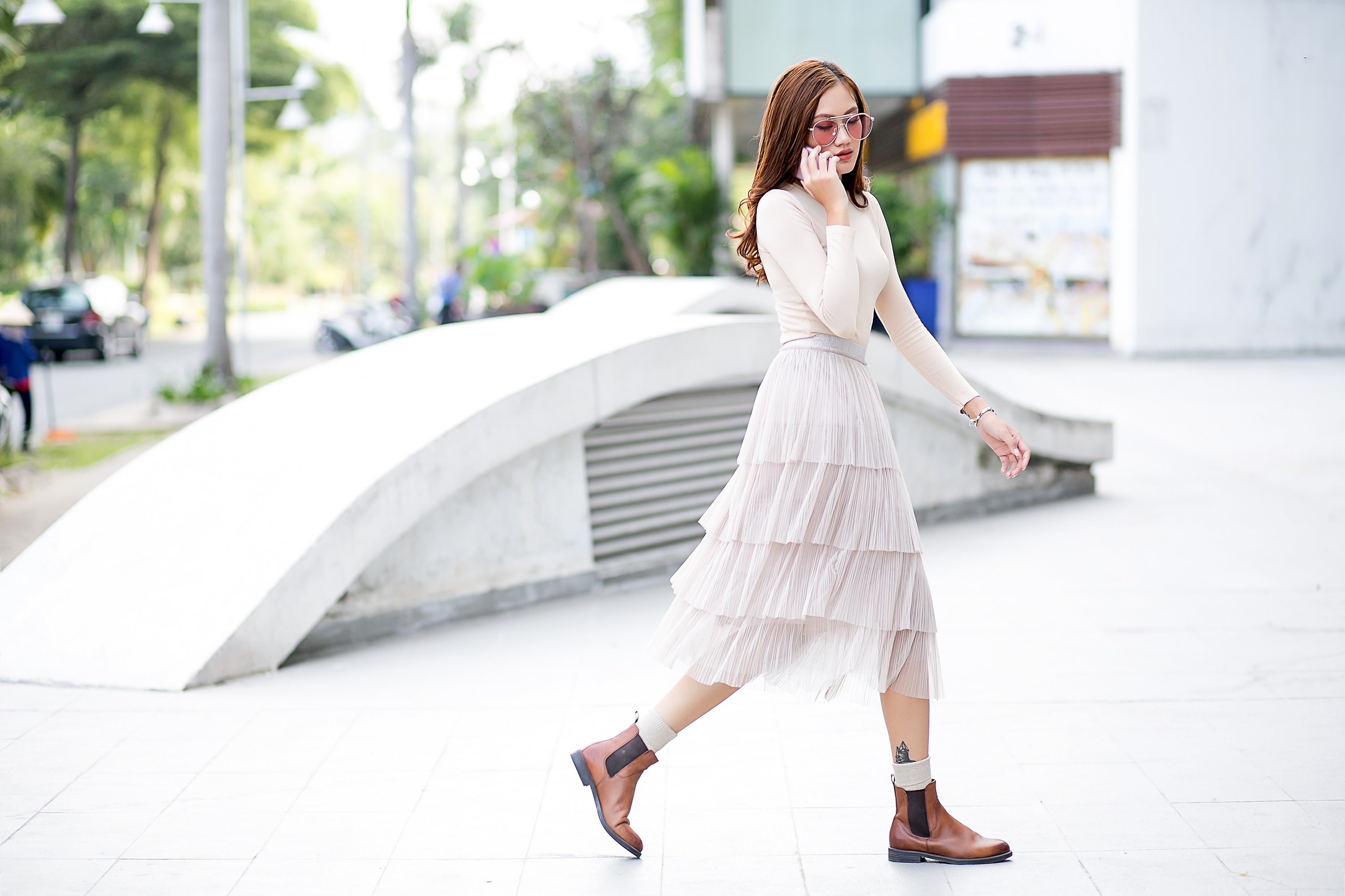 Bien hoa voi sac hong theo chuan cua stylist hinh anh