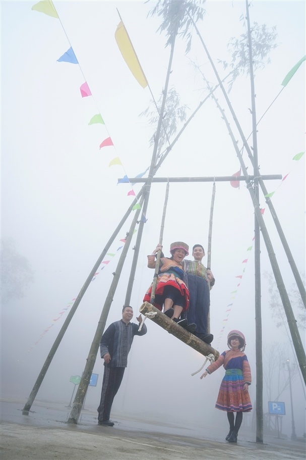 Tap doan Sun Group, Le hoi khen,  hoa &ndash; Khong g anh 1