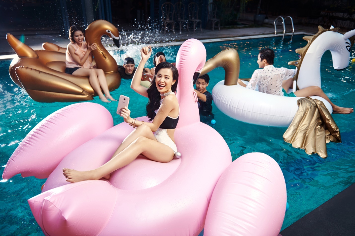 FPT Shop,  Galaxy A,  Samsung anh 2