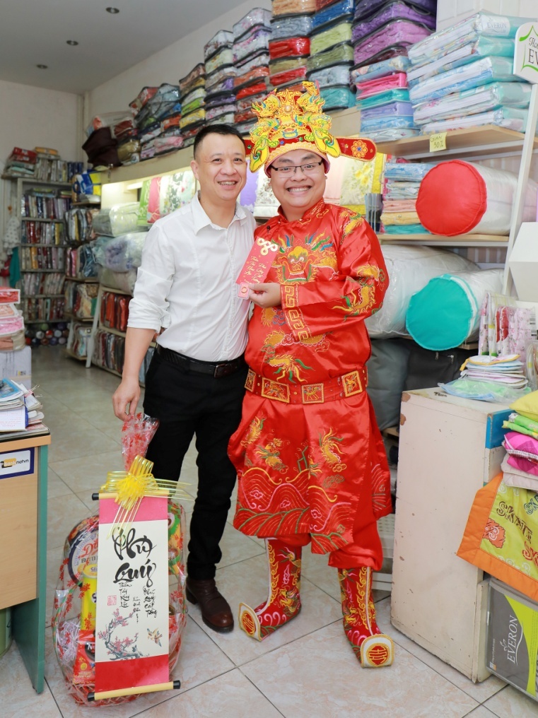 vang bac Phu Quy,   ngay Than Tai anh 2