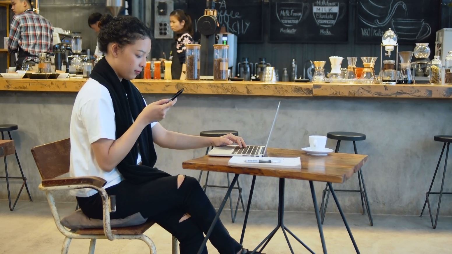 dien vien Hot boy noi loan phai long nu phuot thu anh 4