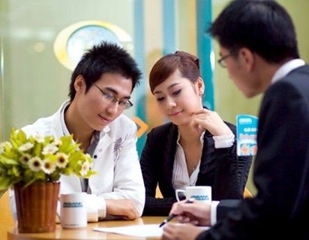 ABBank phat hanh the danh rieng cho cap doi hinh anh