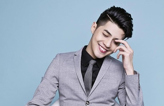 Noo Phuoc Thinh livestream tam su ve ‘The Voice’ hinh anh