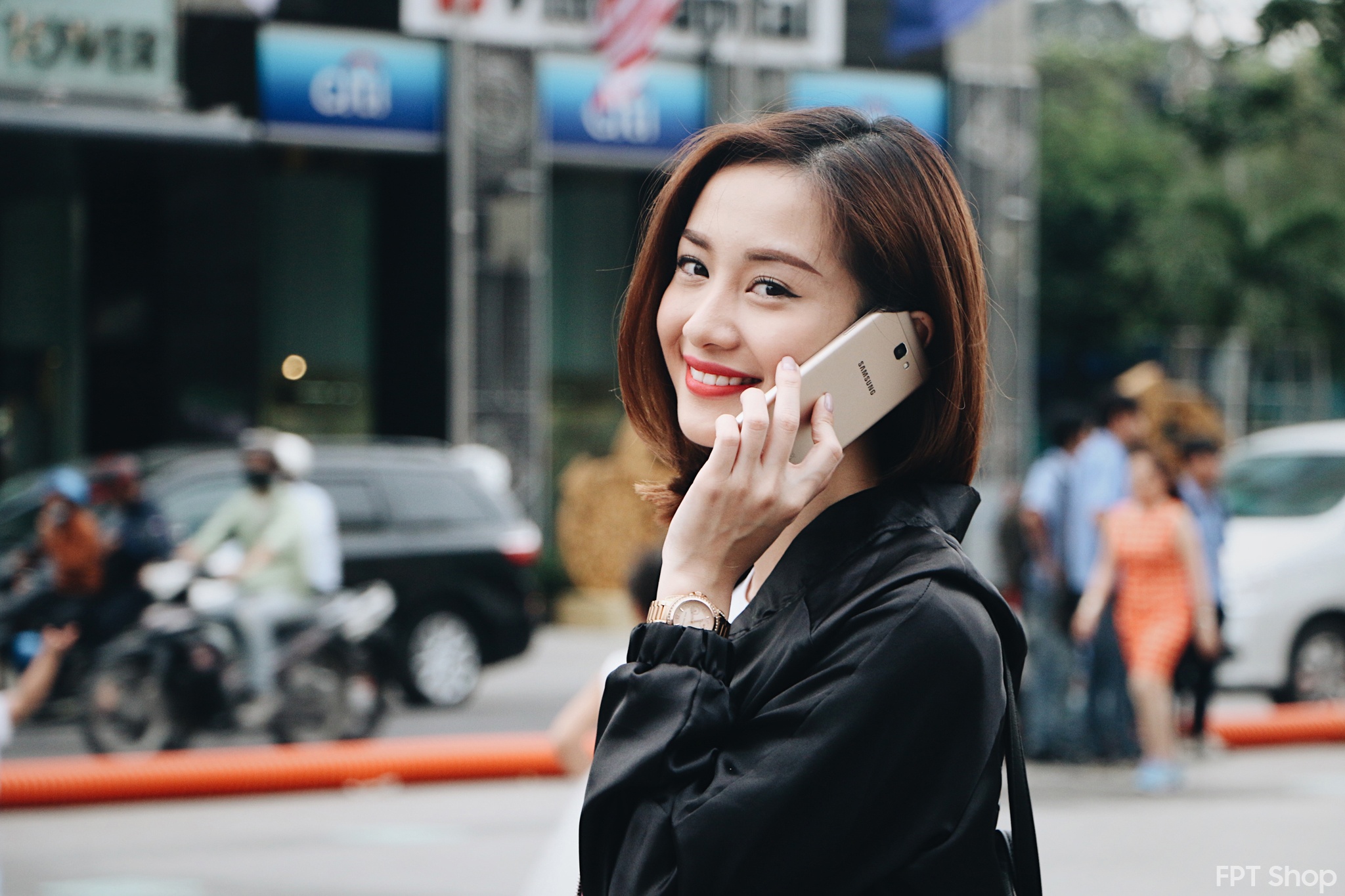 Mua Galaxy J5 Prime tai FPT Shop trung vang 9999 hinh anh