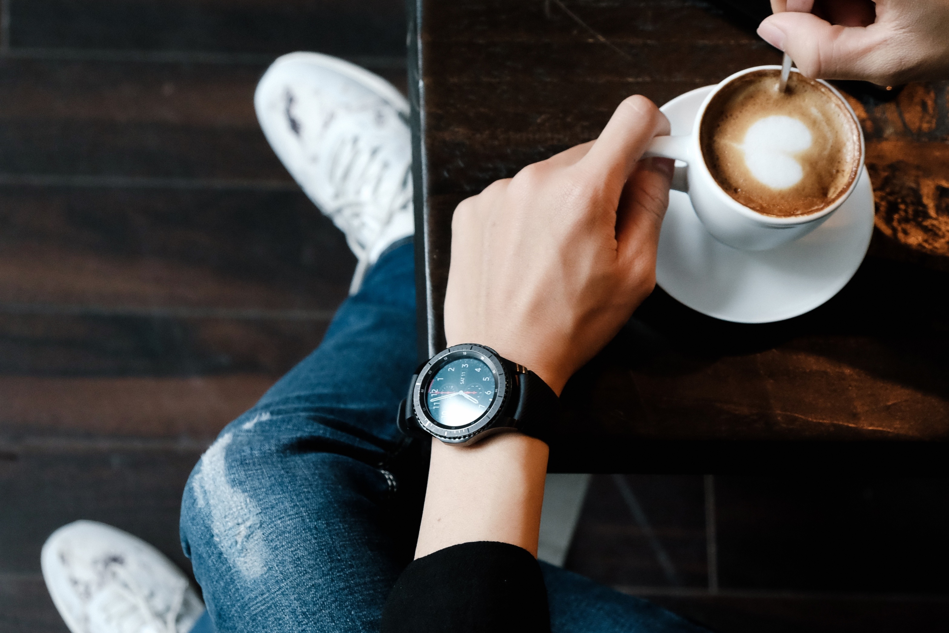 dong ho thong minh Gear S3 anh 2