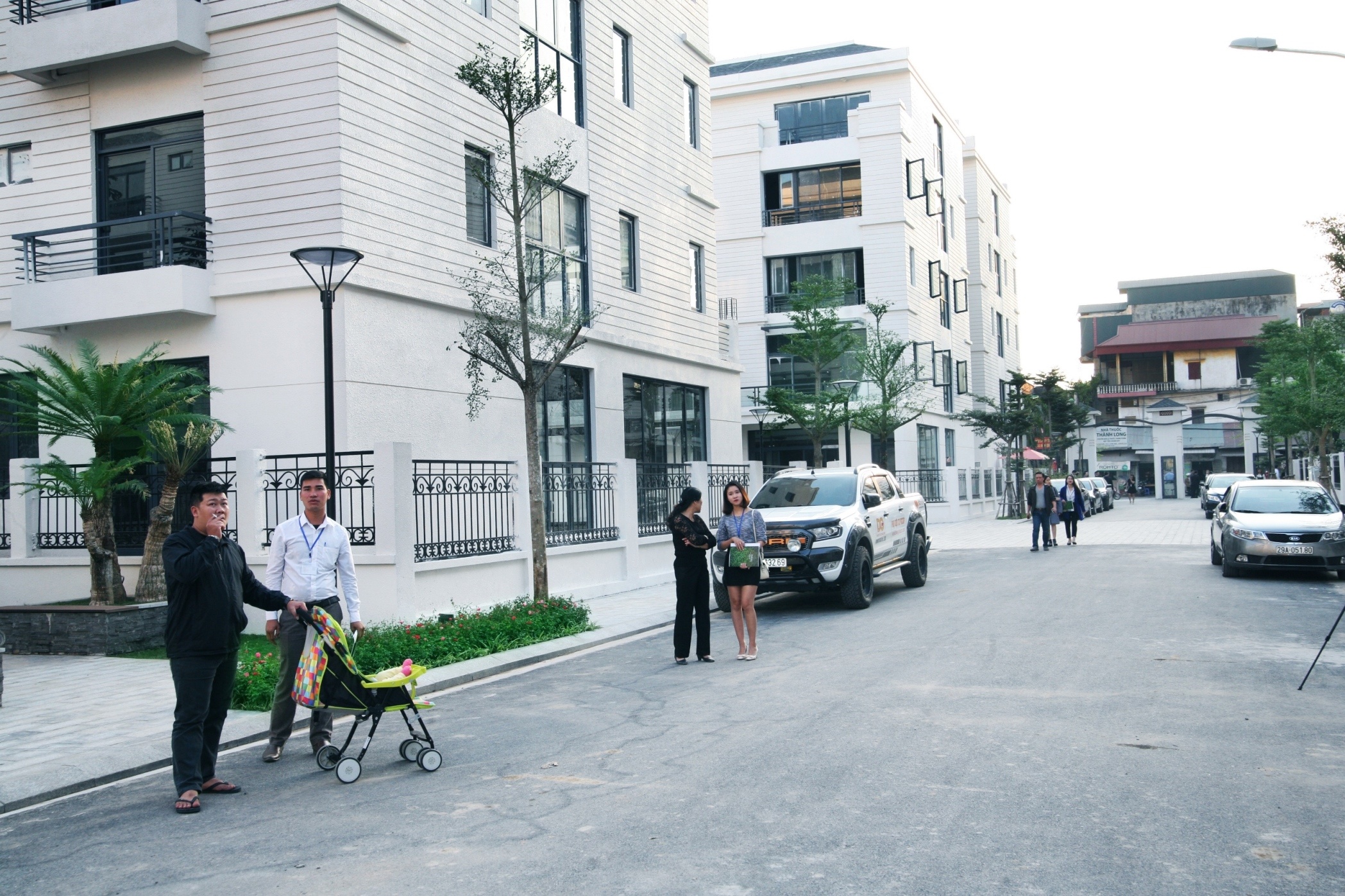 Mua nha sang don loc vang nhan dip xuan moi cung Pandora hinh anh