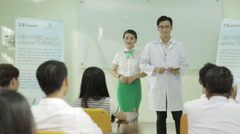 Rohto-Mentholatum anh 2