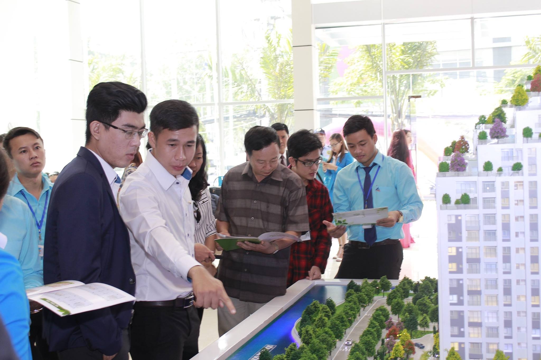 khai trương căn hộ mẫu dự án Luxgarden ảnh 2 khai truong can ho mau du an Luxgarden anh 2