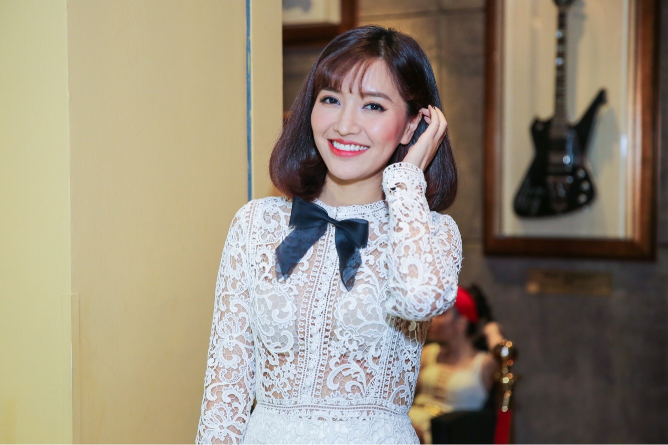 Thoughtful Viet Nam anh 5