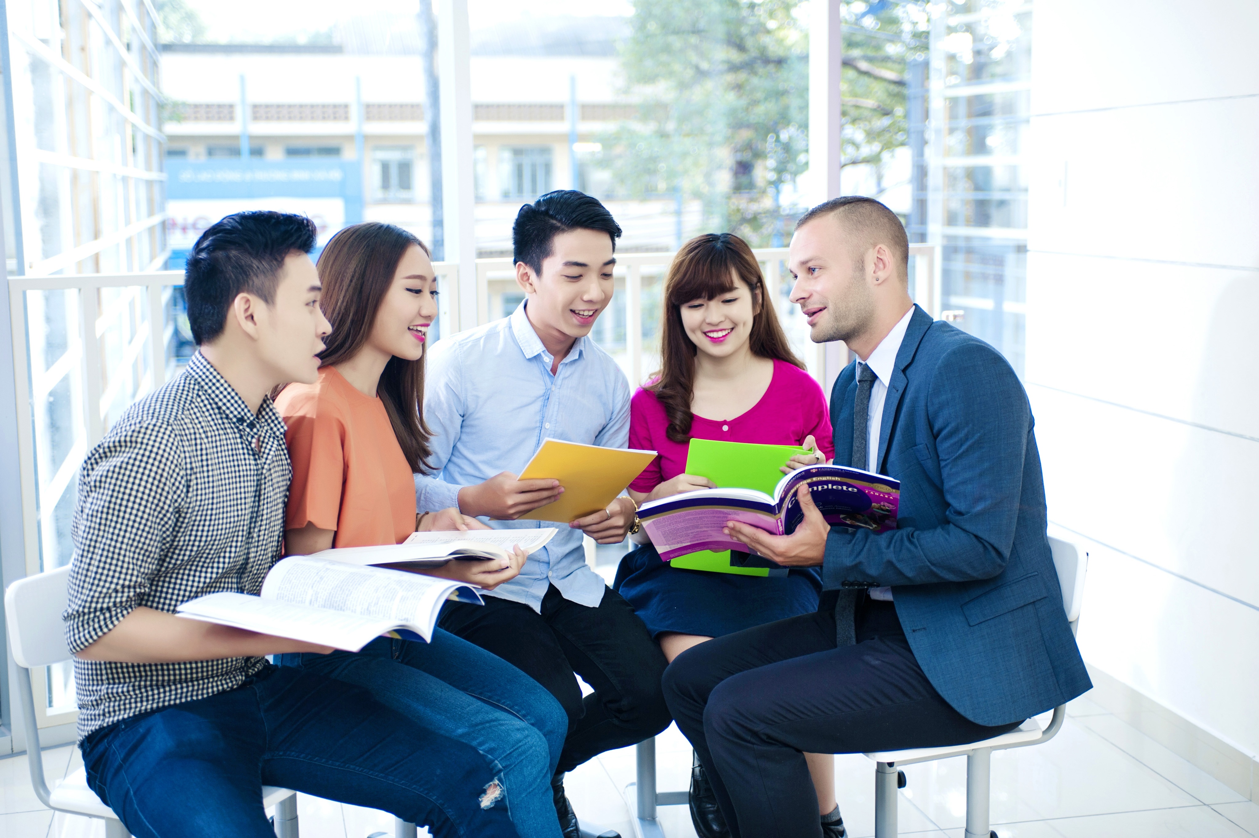 Anh văn hội Việt Mỹ VUS ảnh 1 Anh van hoi Viet My VUS anh 1