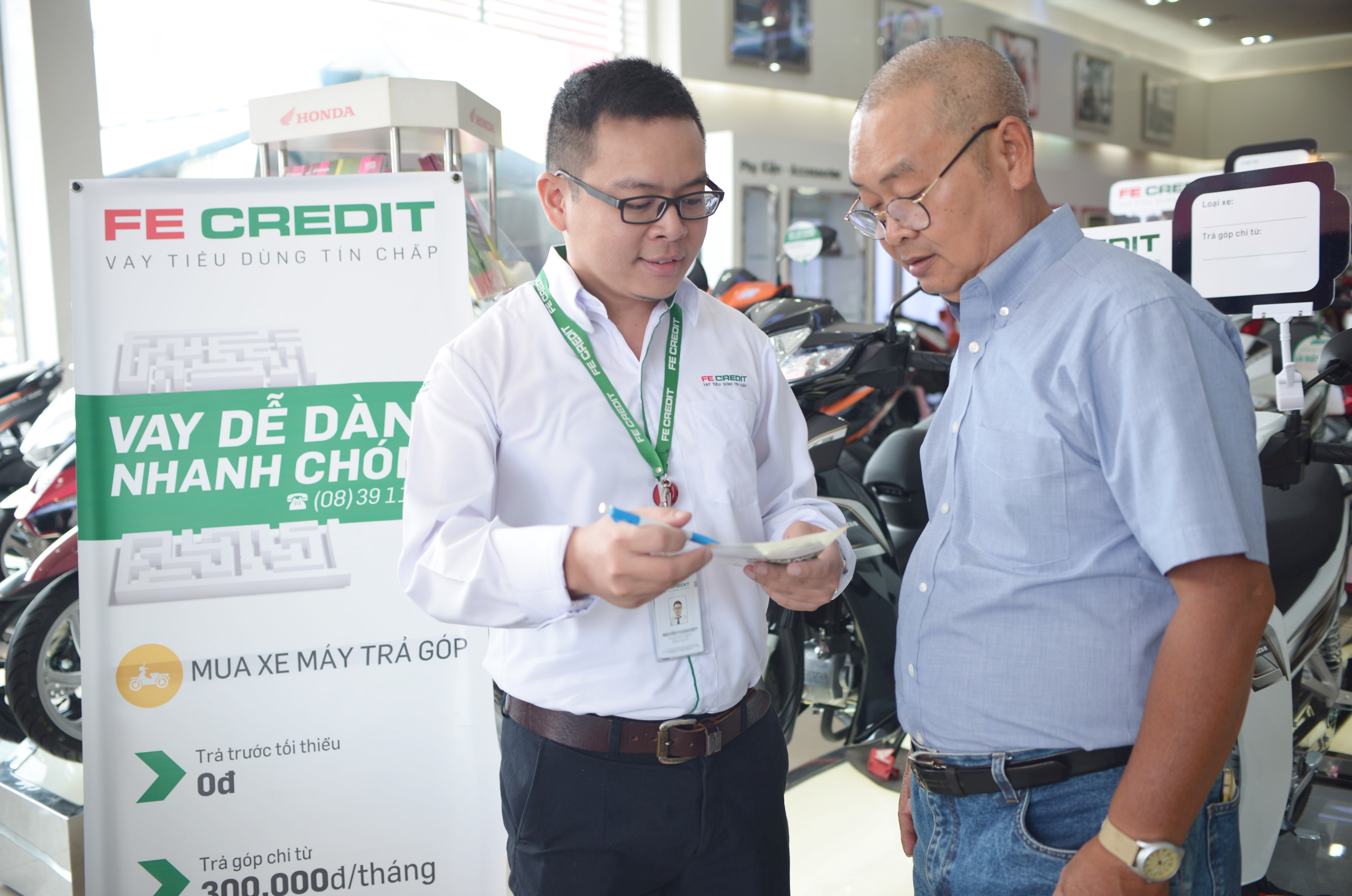 FE Credit ảnh 1 FE Credit anh 1